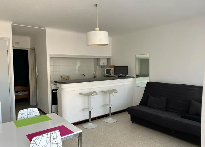 Apartmán T2 Climatise En Front De Avec Parking - Fr-1-797-13 Port-la-Nouvelle